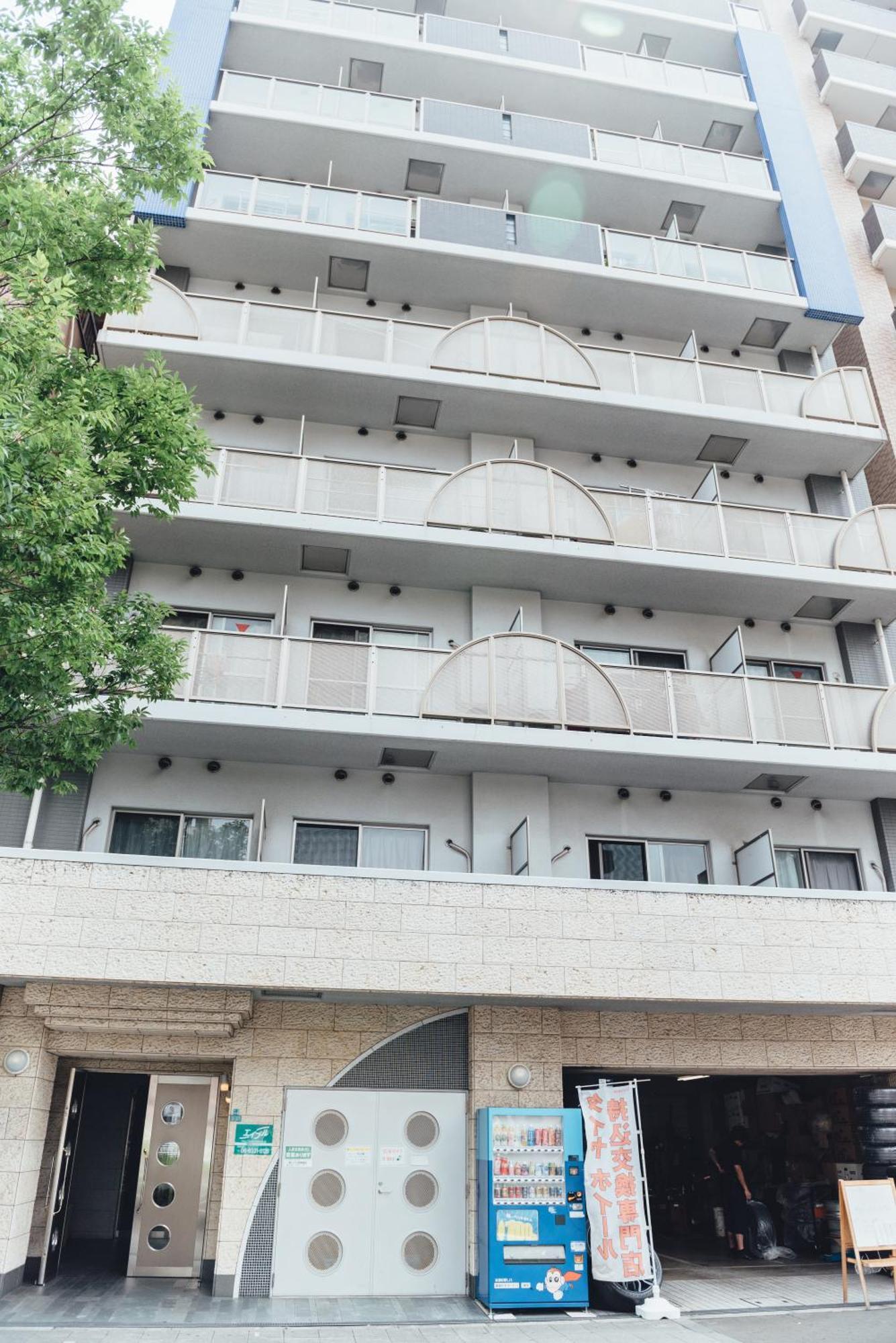 Royal Heights Sakuragawa Condominium Osaka Exterior photo